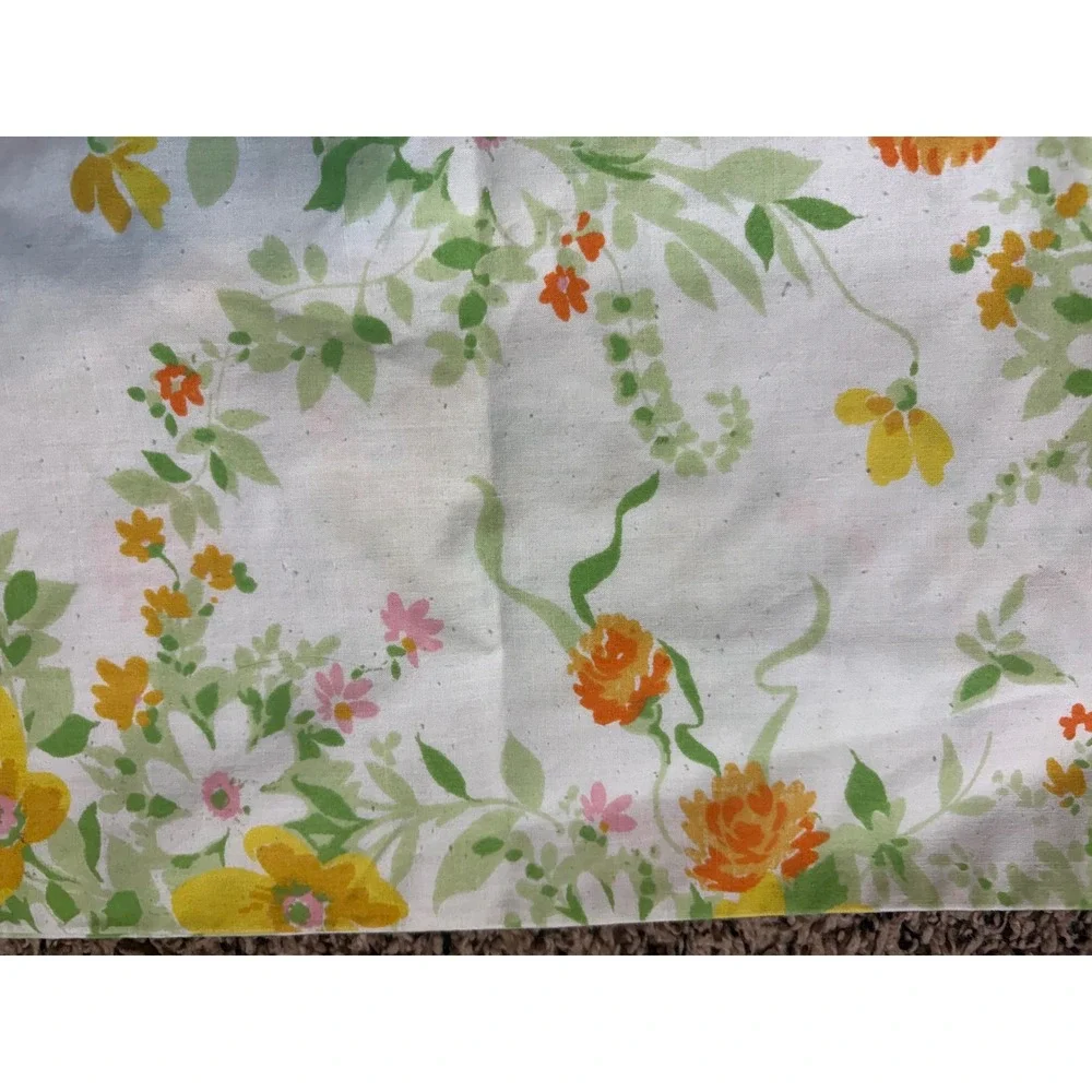 JCP PENNEY BUTTERCUP SPRING FLORAL ORANGE YELLOW GREEN (1) PILLOWCASE FLOWERS